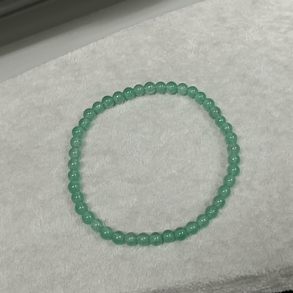 Green Aventurine Beaded Stretch Bracelet Natural Green Aventurine Gemstone Beads - Picture 12 of 12